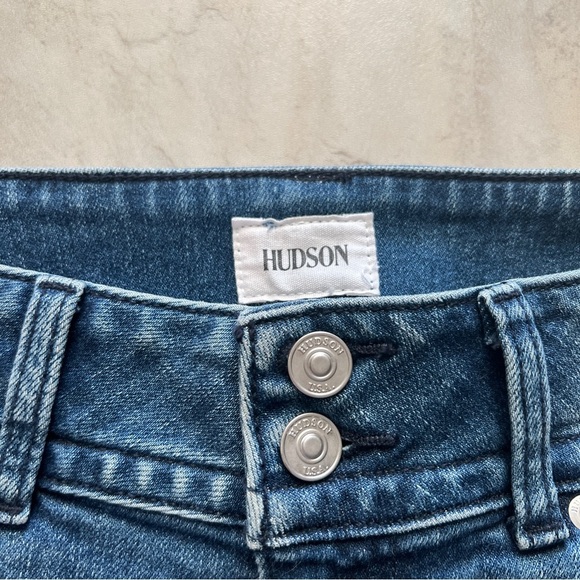 Hudson Ruby Mid-Rise Shorts - Picture 2 of 5